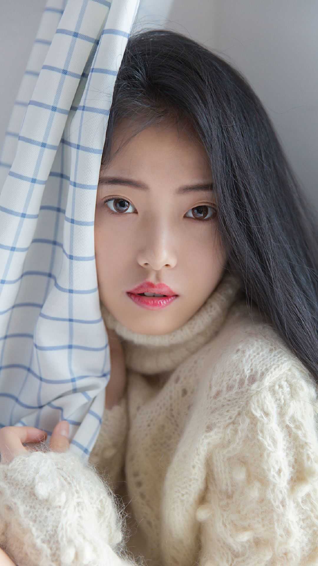 开局被逼婚：总裁姐姐疯狂撩我